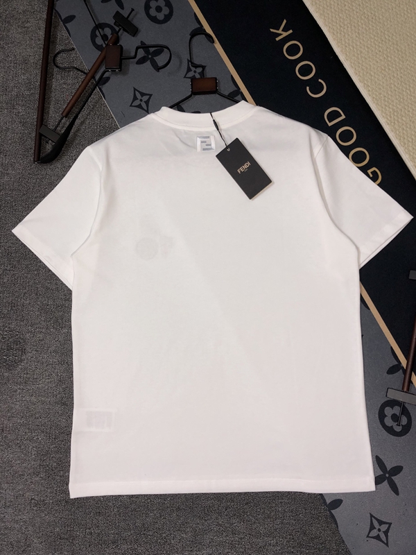 ブランドTシャツ素材ディテール